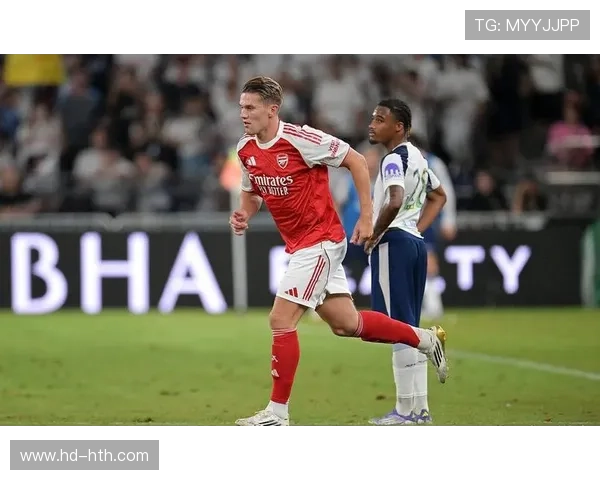 马丁内利助攻约克雷斯护腿板破门，阿森纳锁定胜局